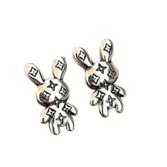 Silver Four Leaf Clover Bunny Rabbit Stud Earrings - Picture 4 of 5